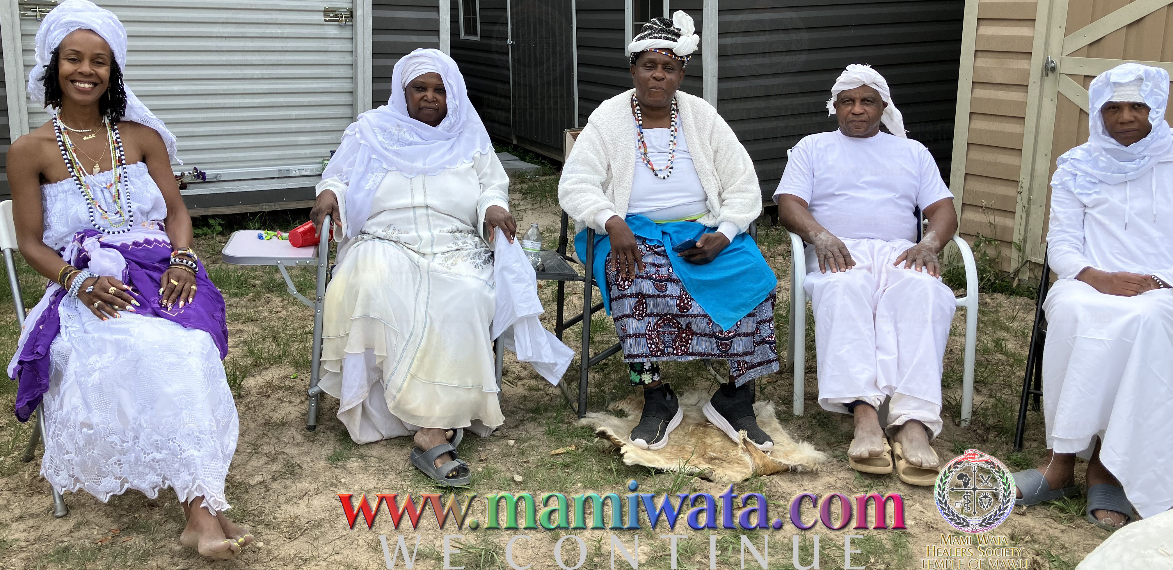 Chief Hounon Amengansie Mama Zodédé with elders, devotees and clients alike.